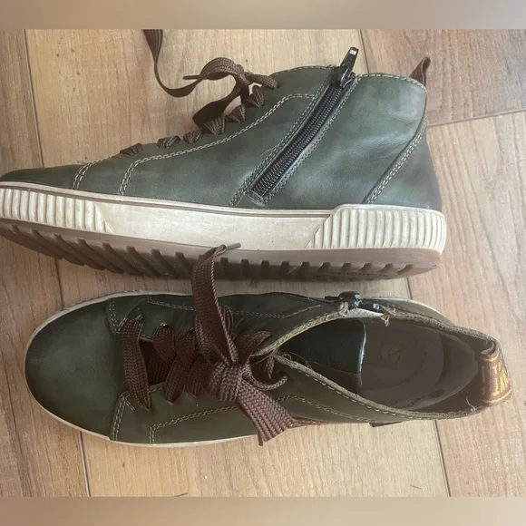 Remonte Olive and Brown Sneakers - Picture 3 of 12